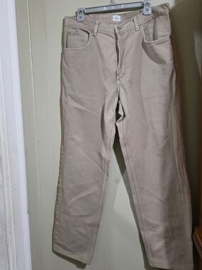 Calvin Klein Jeans Men's Beige/Tan Straight-Leg Pants Used Size 36